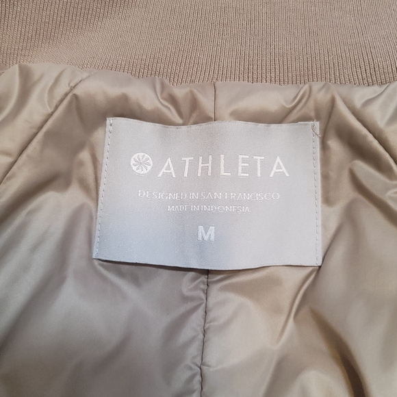NWT Athleta Summit Coat - Picture 11 of 12